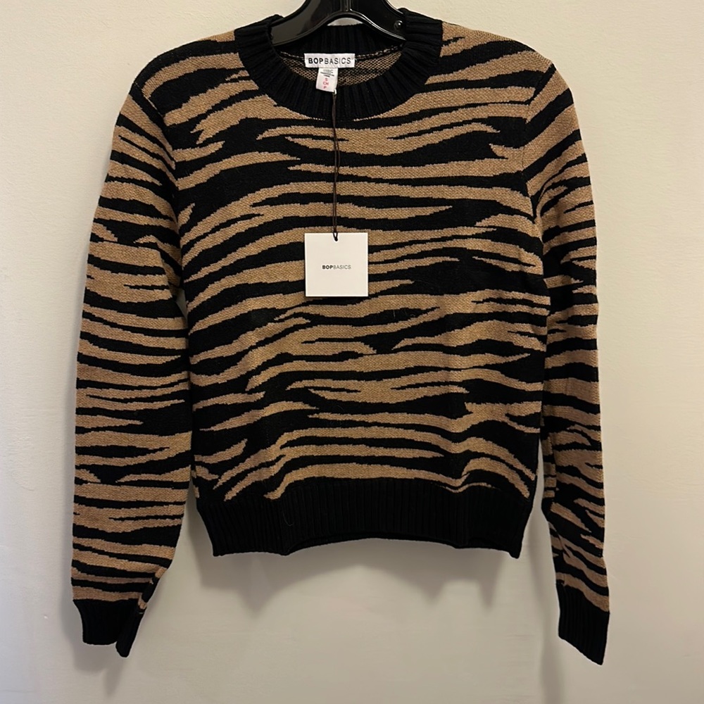 BOP BASICS sweater new with tags